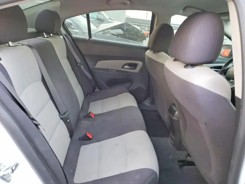 2015 CHEVROLET CRUZE LS  
