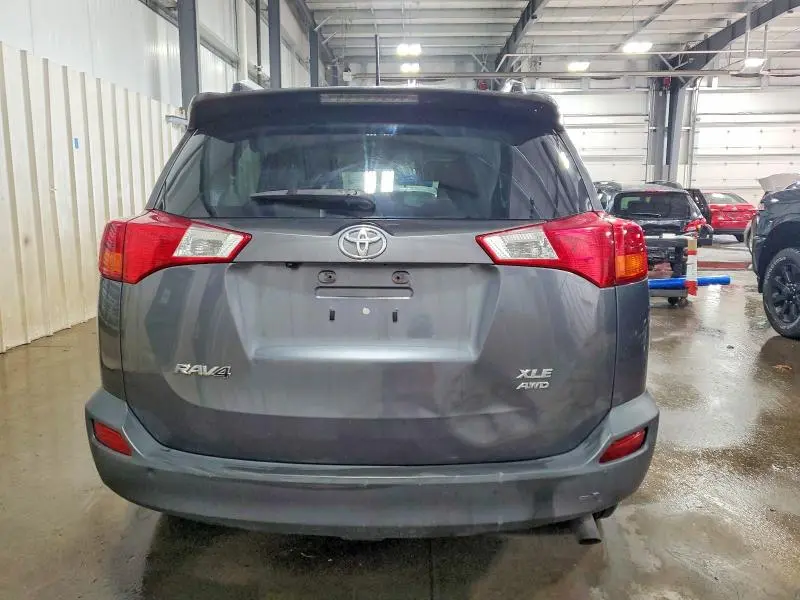 2013 TOYOTA RAV4 XLE  