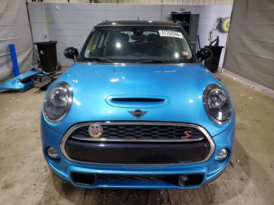 2019 MINI COOPER S  