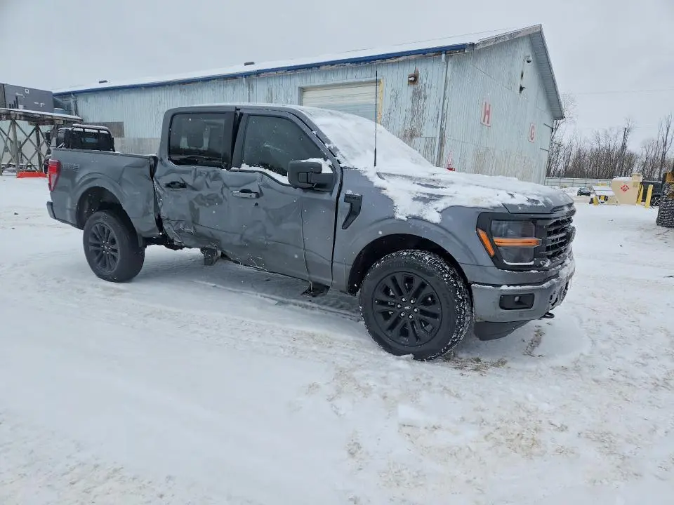 2024 FORD F150 XLT  