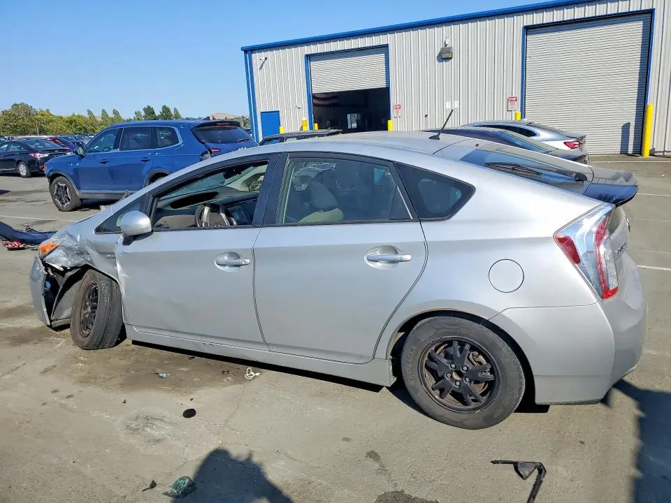 2015 TOYOTA PRIUS TWO  