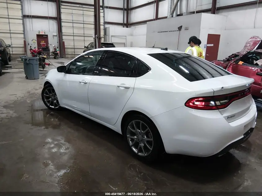 2015 DODGE DART SXT