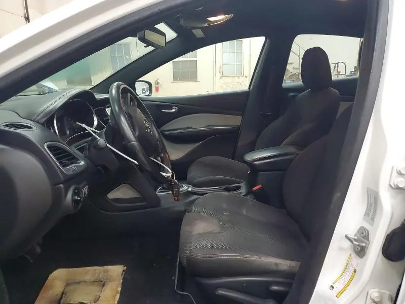 2015 DODGE DART SXT  