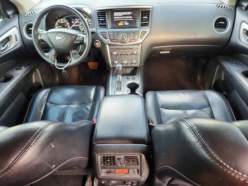 2018 NISSAN PATHFINDER SL  