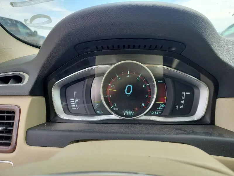 2015 VOLVO XC70 T6 PREMIER  