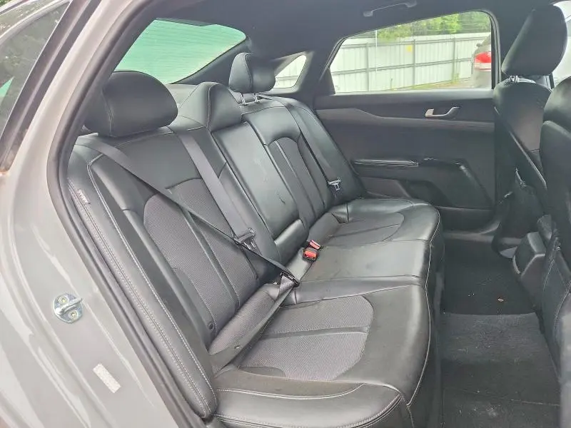 2022 KIA K5 GT LINE  