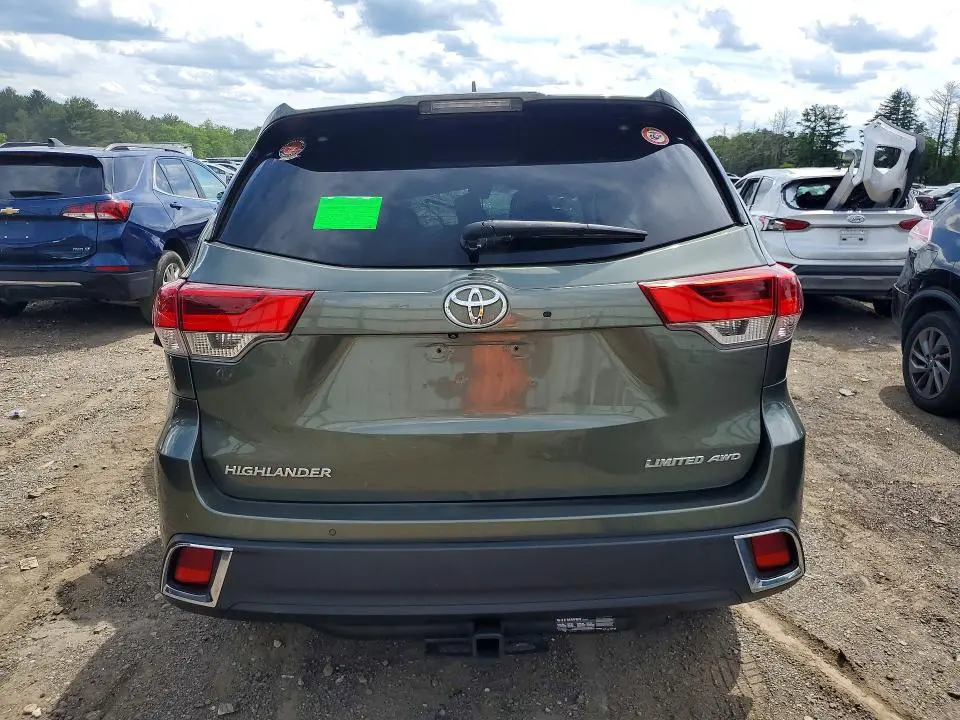 2019 TOYOTA HIGHLANDER LIMITED  
