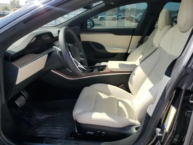 2024 TESLA MODEL S   