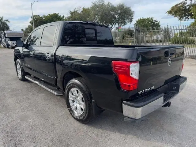 2018 NISSAN TITAN S
