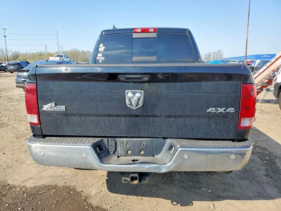 2014 RAM 1500 SLT  