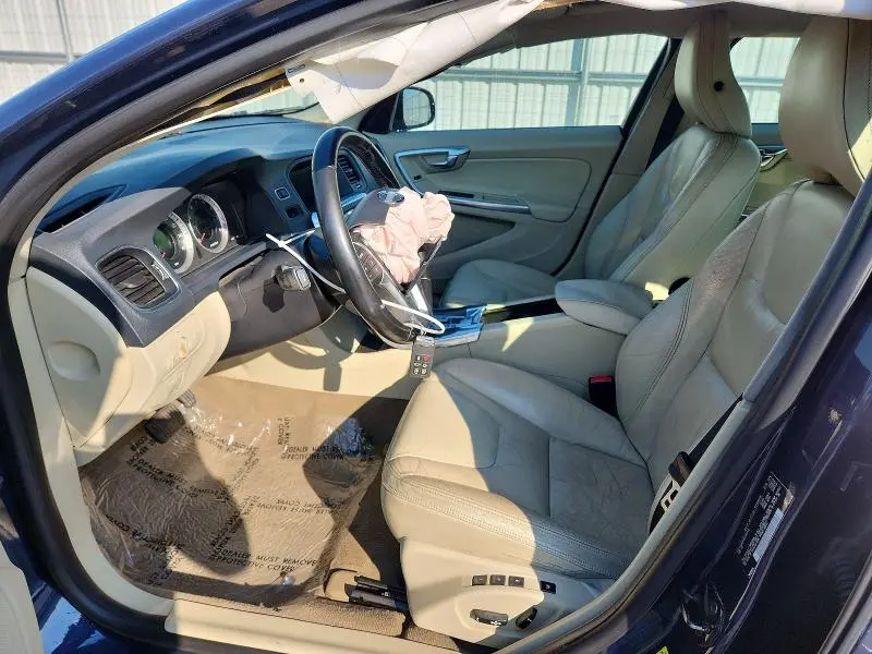 2011 VOLVO S60 T6  