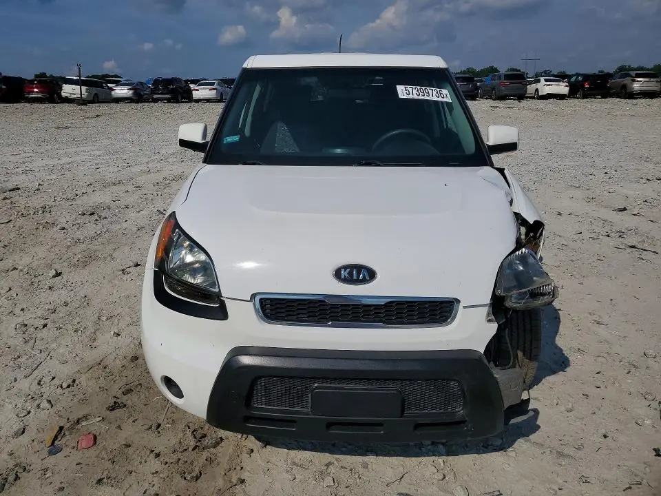 2010 KIA SOUL +  