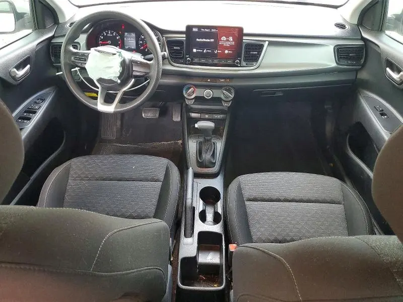 2023 KIA RIO LX  