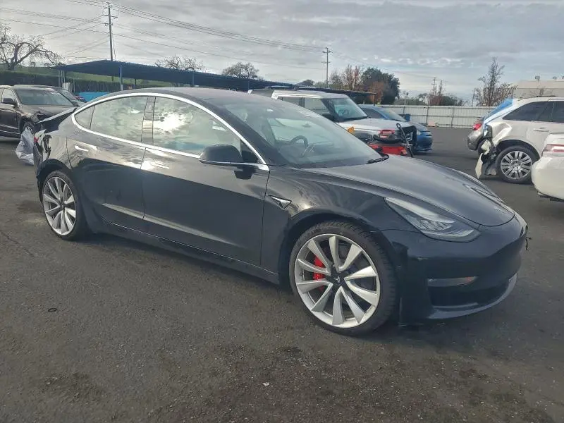 2018 TESLA MODEL 3   