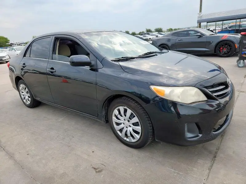 2013 TOYOTA COROLLA BASE  
