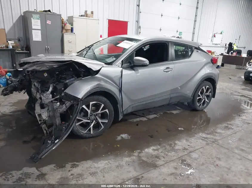 2018 TOYOTA C-HR XLE PREMIUM