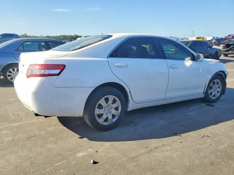 2010 TOYOTA CAMRY BASE  
