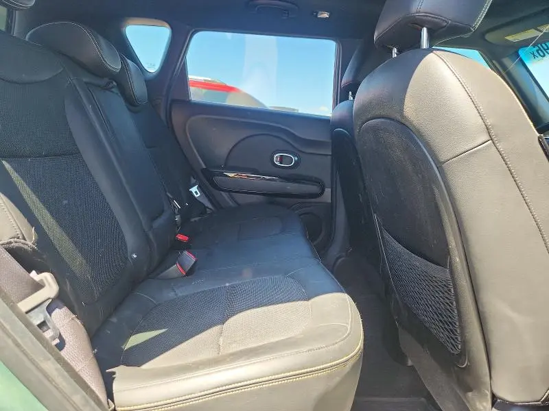 2014 KIA SOUL +  