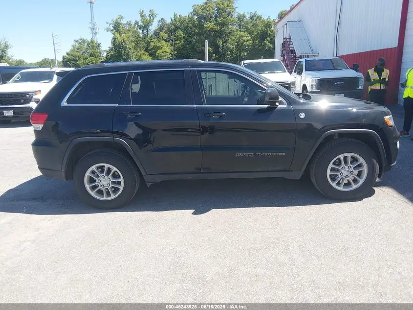 2019 JEEP GRAND CHEROKEE LAREDO E 4X4