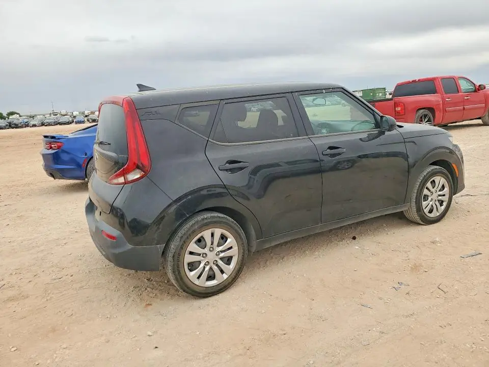2021 KIA SOUL LX  