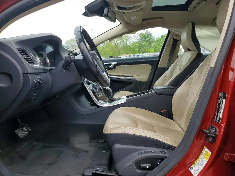 2013 VOLVO S60 T5  