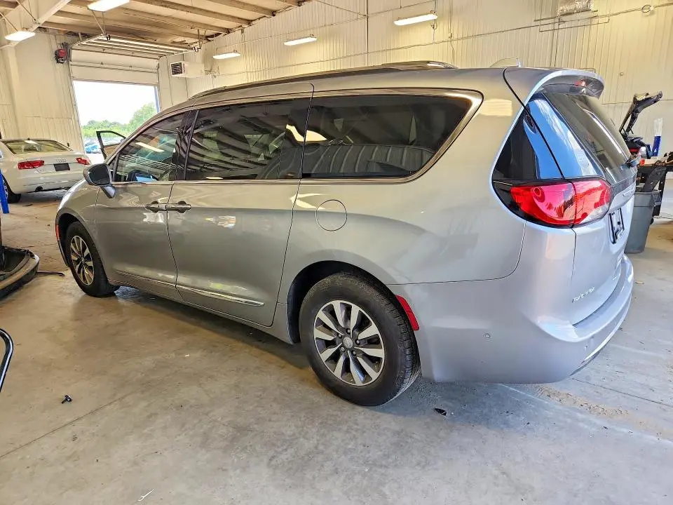2020 CHRYSLER PACIFICA TOURING L PLUS  