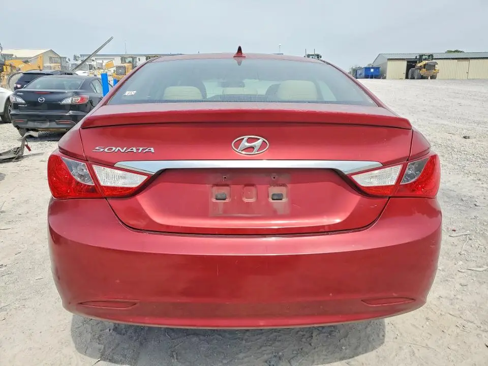 2011 HYUNDAI SONATA GLS  