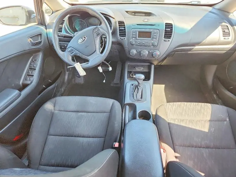 2016 KIA FORTE LX  