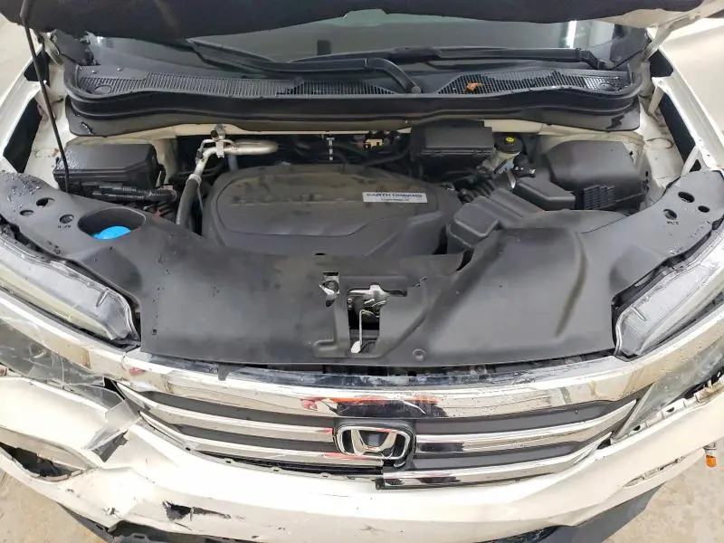 2017 HONDA PILOT EX  
