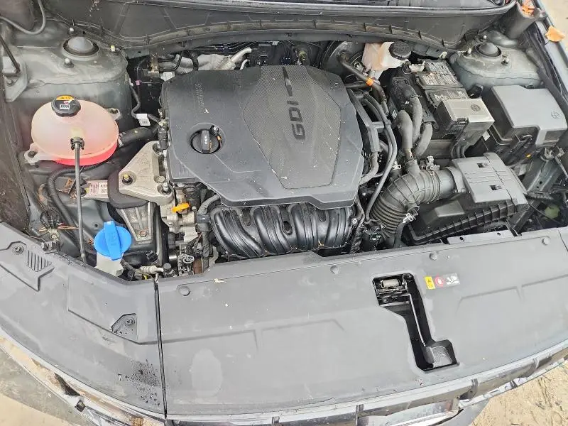 2023 HYUNDAI TUCSON SE  