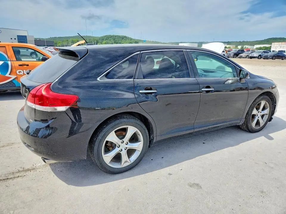 2011 TOYOTA VENZA AWD V6  
