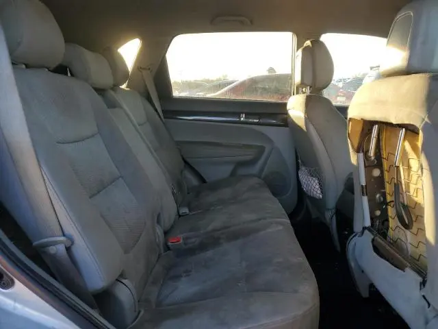 2011 KIA SORENTO BASE  