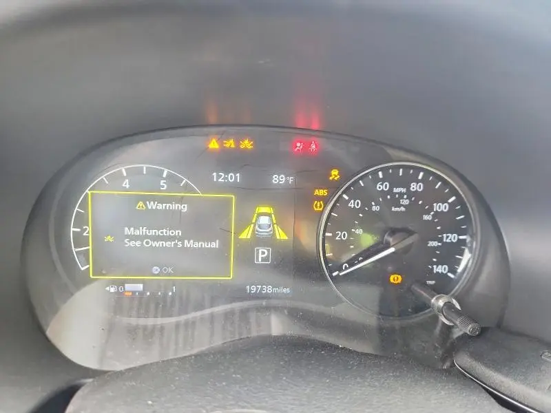 2024 NISSAN KICKS SV  