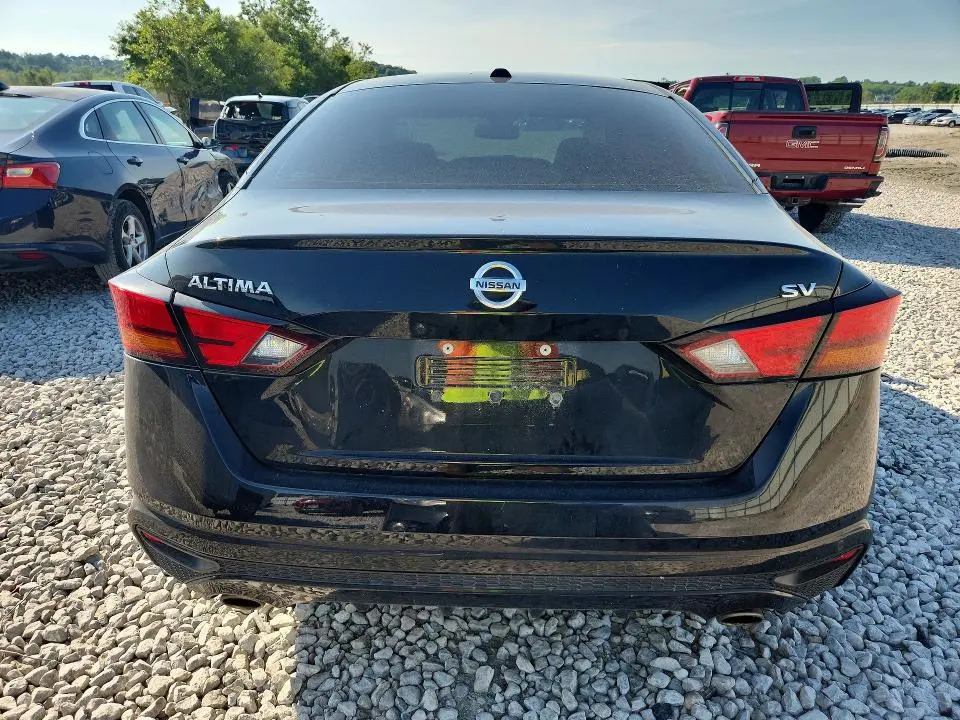 2019 NISSAN ALTIMA SV  