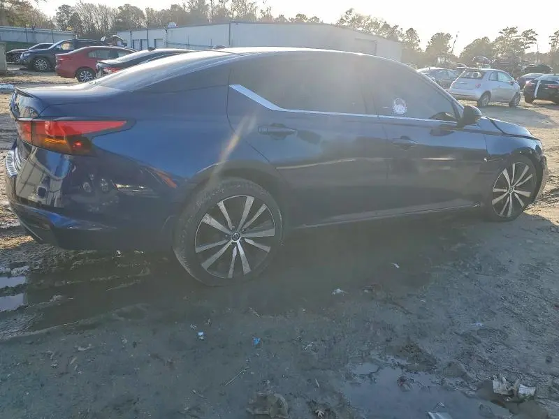 2020 NISSAN ALTIMA SR  