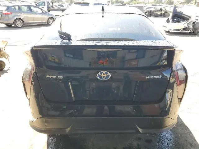 2017 TOYOTA PRIUS   