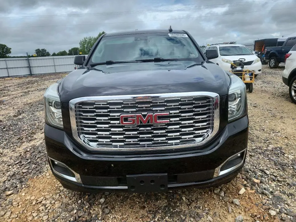 2018 GMC YUKON XL DENALI  