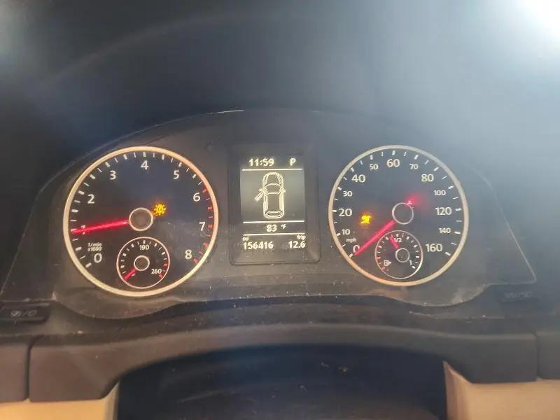 2013 VOLKSWAGEN TIGUAN S  