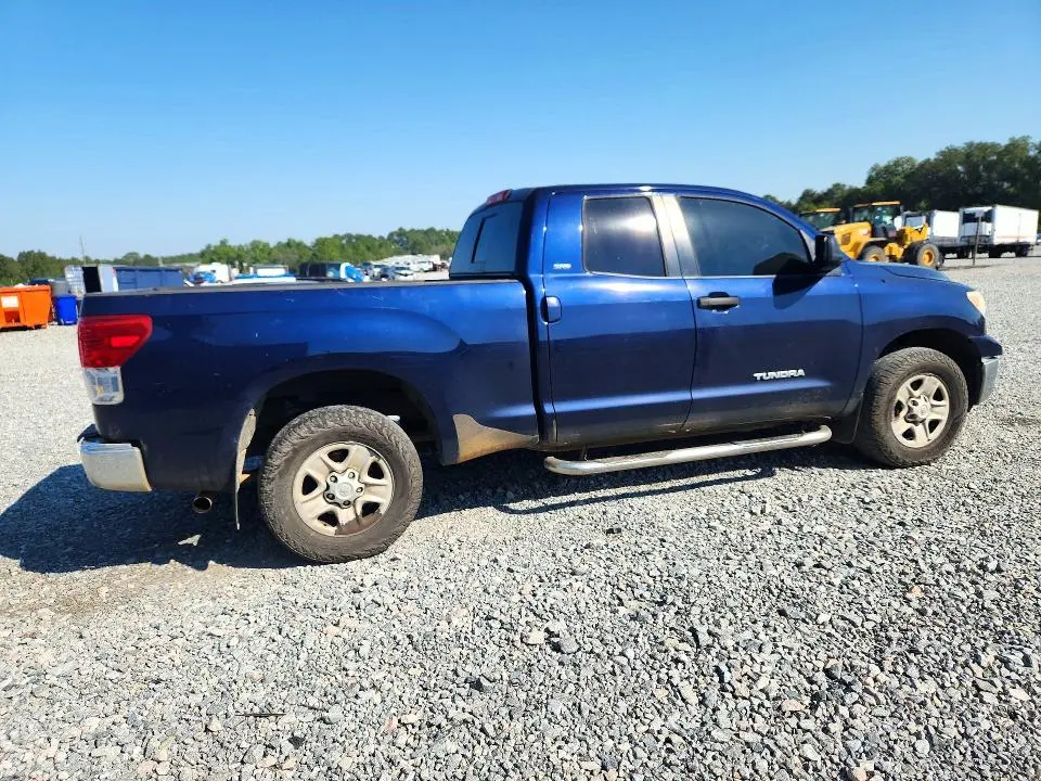 2011 TOYOTA TUNDRA DOUBLE CAB SR5  