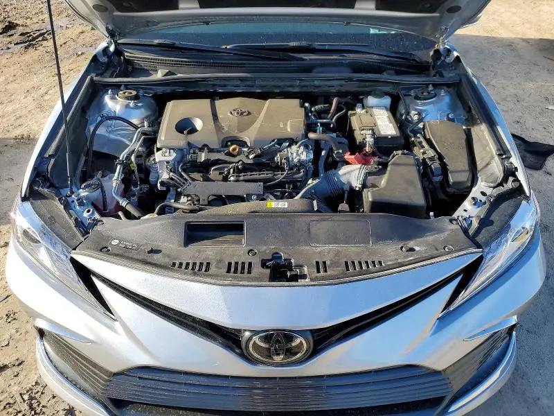 2023 TOYOTA CAMRY XLE  