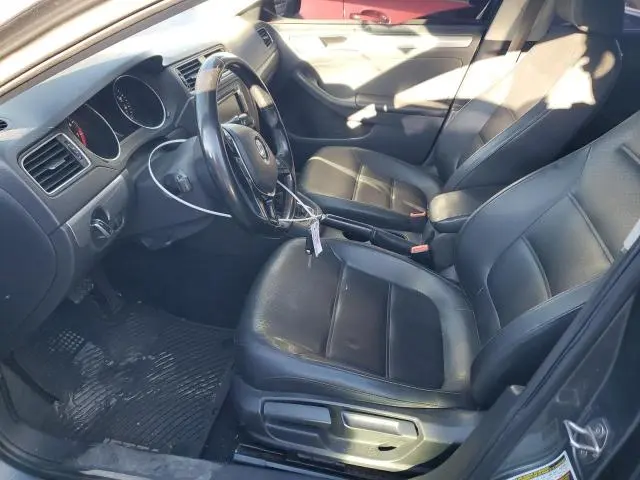 2015 VOLKSWAGEN JETTA SE  
