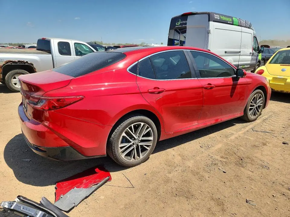 2025 TOYOTA CAMRY   