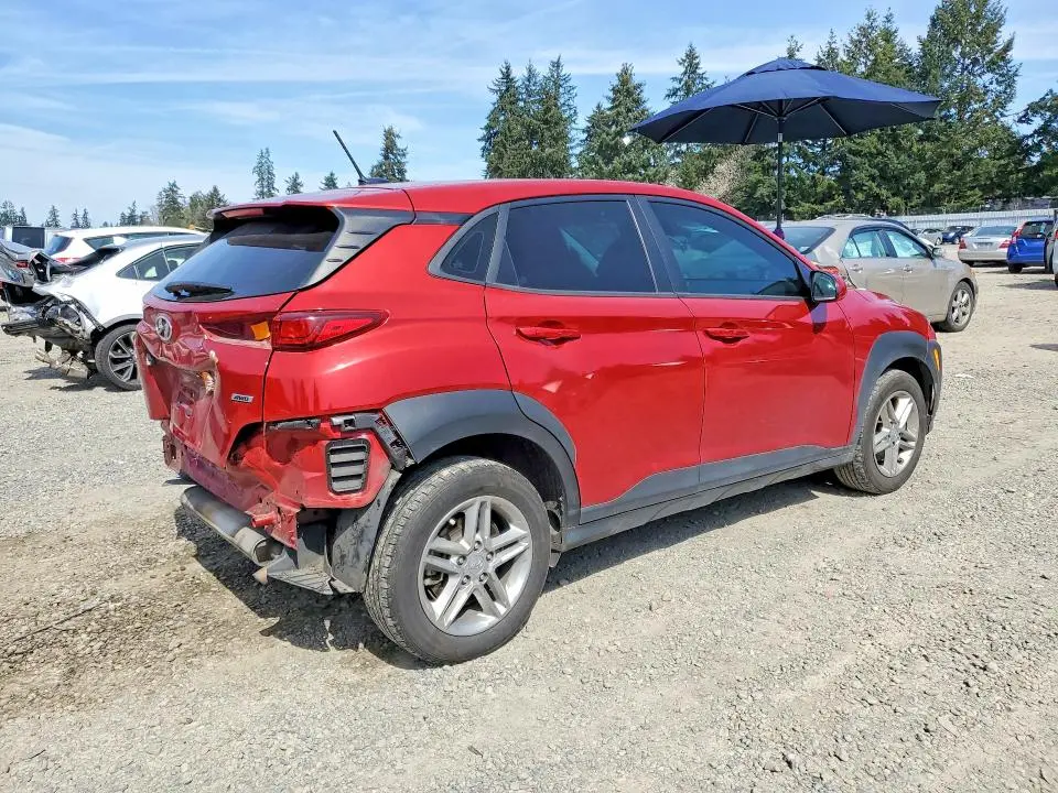 2021 HYUNDAI KONA SE  
