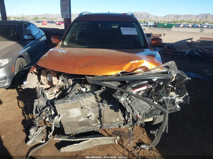 2017 NISSAN ROGUE SV