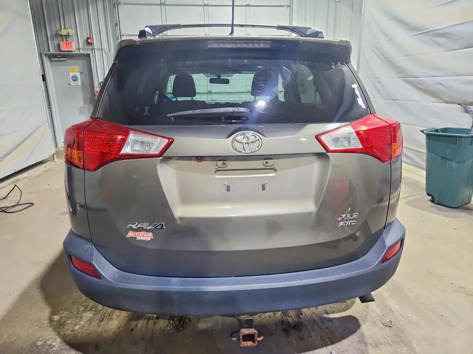 2013 TOYOTA RAV4 XLE  