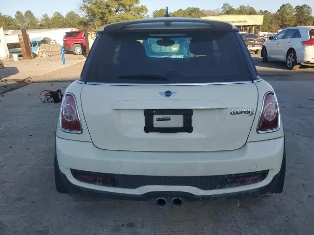 2011 MINI COOPER S  