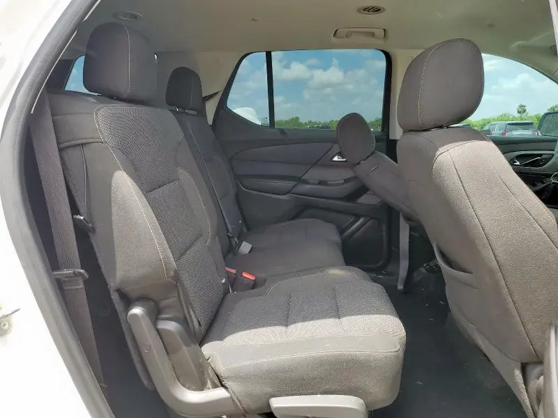 2021 CHEVROLET TRAVERSE LS  