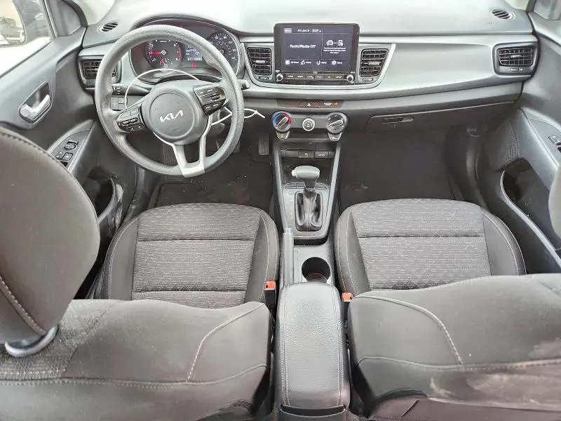 2022 KIA RIO S  