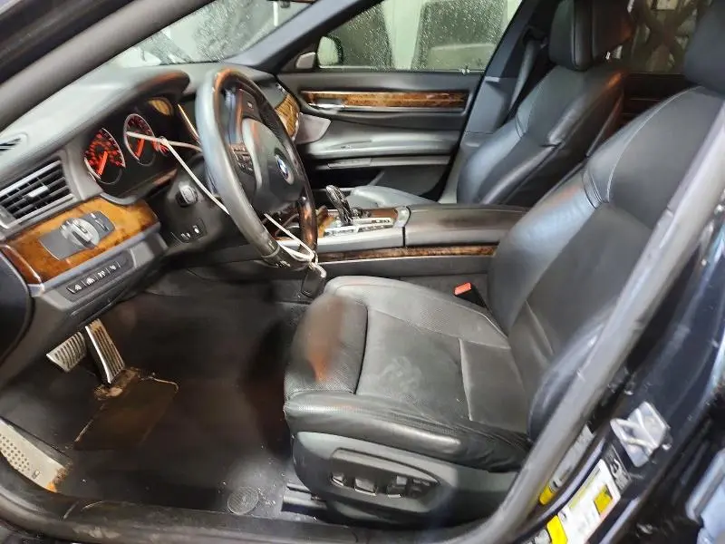 2013 BMW 750 LXI  