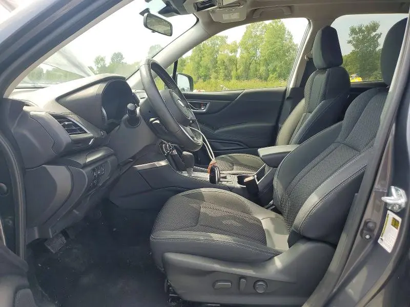 2024 SUBARU FORESTER   